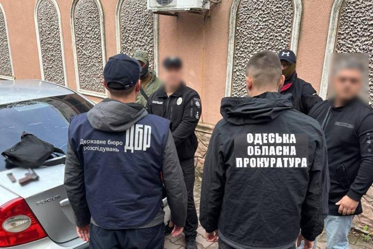 Обіцяв «порішати» питання про смертельне ДТП: на Одещині судитимуть начальника відділення поліції